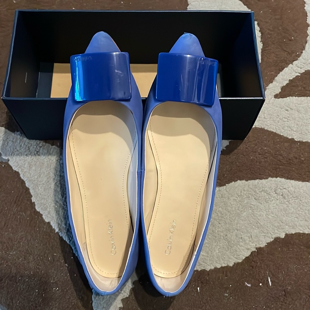 Calvin Klein flats 🥿 size 8